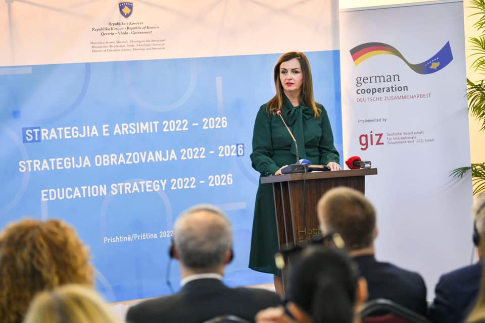 MONTI JE PREDSTAVIO STRATEGIJU OBRAZOVANJA 2022-2026
