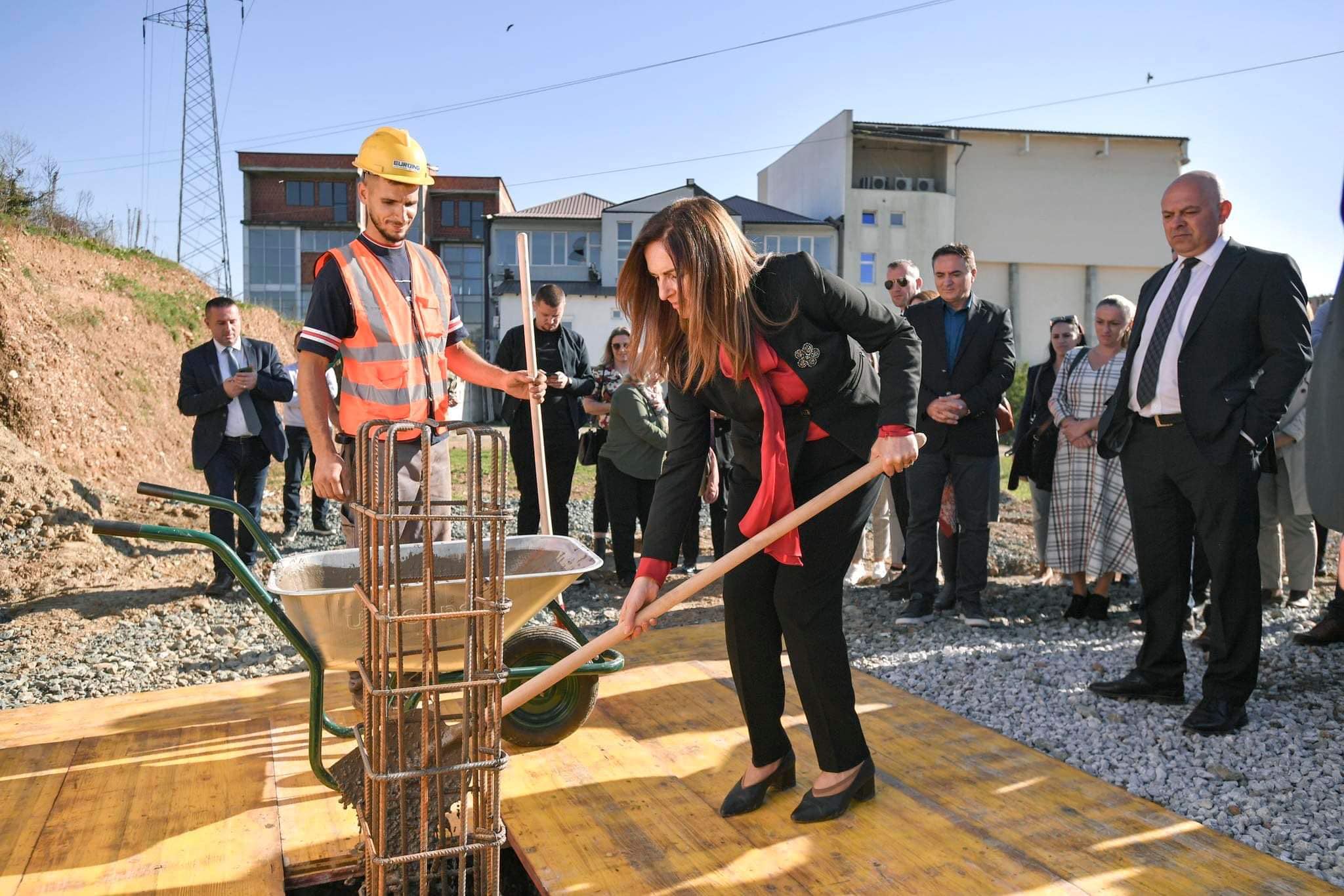 POSTAVLJEN JE KAMEN TEMELJAC ZA IZGRADNJU DEČIJEG VRTIĆA U GRADU ĐAKOVICI