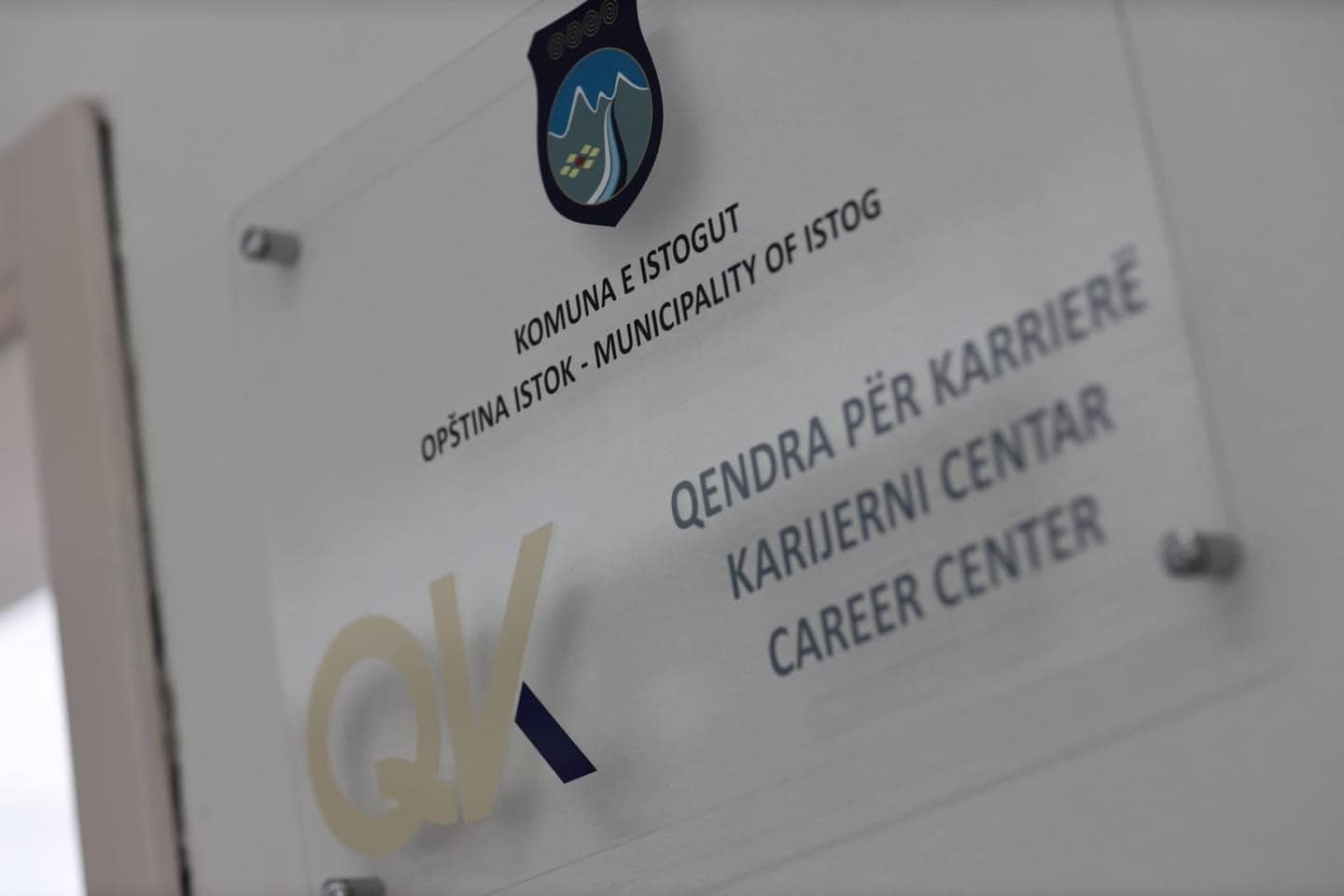 SVEČANO JE OTVORE CENTAR KARIJERE U ĐURAKOVCU KOD ISTOGA