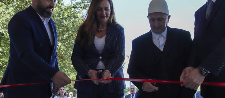 Ministarka u tehničkom mandatu Arbërije Nagavci prisustvovala inauguraciji škole „Lan Selimi“ u Dečanima