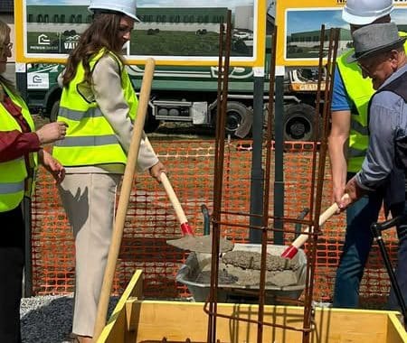 Ministrja në detyrë Nagavci vuri gurthemelin e sallës së sportit në SHFMU “Hasan Prishtina”, në Godanc të Shtimes