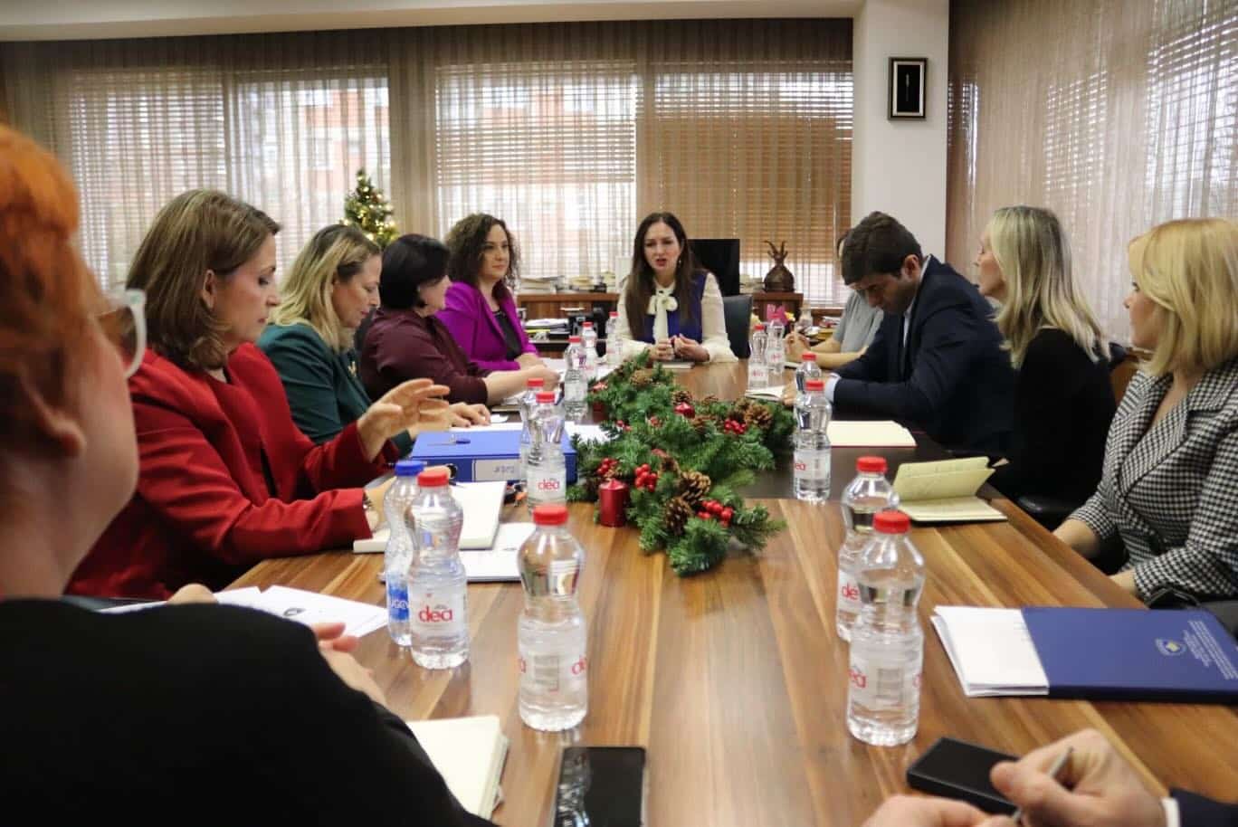 U Konstitua Këshilli Shtetëror për Licencimin e Mësimdhënësve