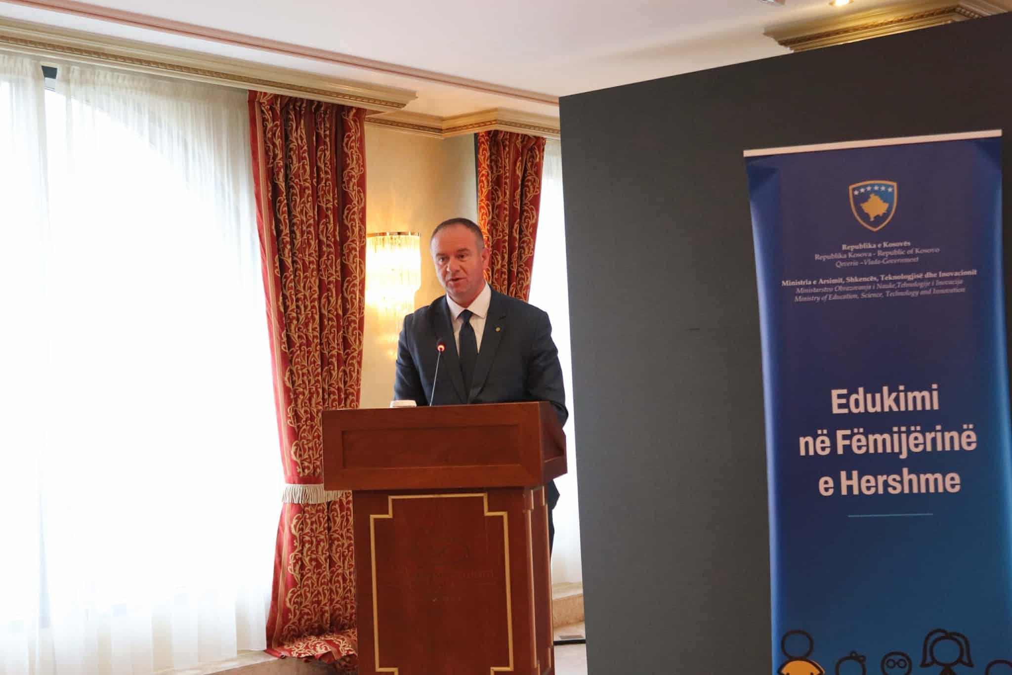 Predstavljen Studija izvodljivosti o javno-privatnim partnerstvima kao mogućnosti za proširenje pristupa uslugama Edukacije u ranom detinjstvu uzrasta od 0 do 6 godina