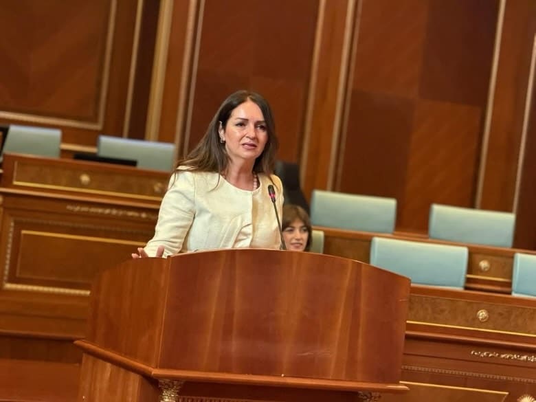 Ministarka u tehničkom mandatu  Nagavci završila kampanju “16 Dana aktivizma” sa učenicima srednjih škola