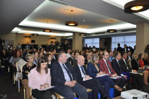 https-mashtarkiva.rks-gov.net-uploads-2018-02-02-02-2018-ministri-bytyqi-ne-konferencen-edukimi-celes-per-tu-perballur-me-ekstremizmin-dhe-radikalizmin-online-2-1