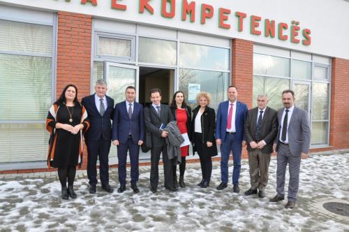 https-mashtarkiva.rks-gov.net-uploads-2018-02-02-02-2018-mnistri-bytyqi-vizite-ne-qendren-e-kompetences-prizren-1